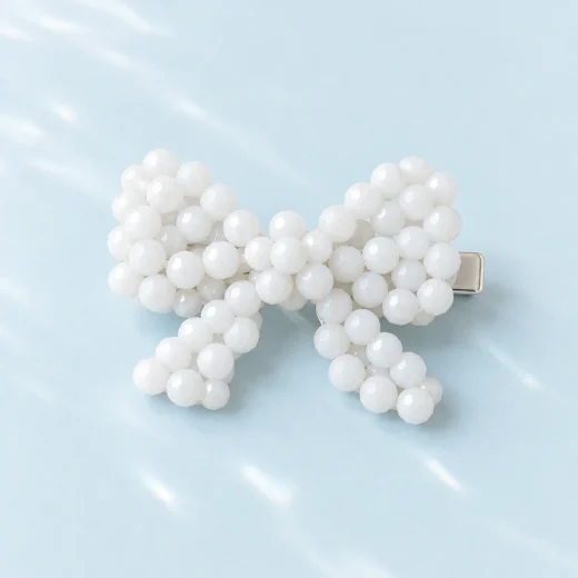 Milk Bow Clip, product view